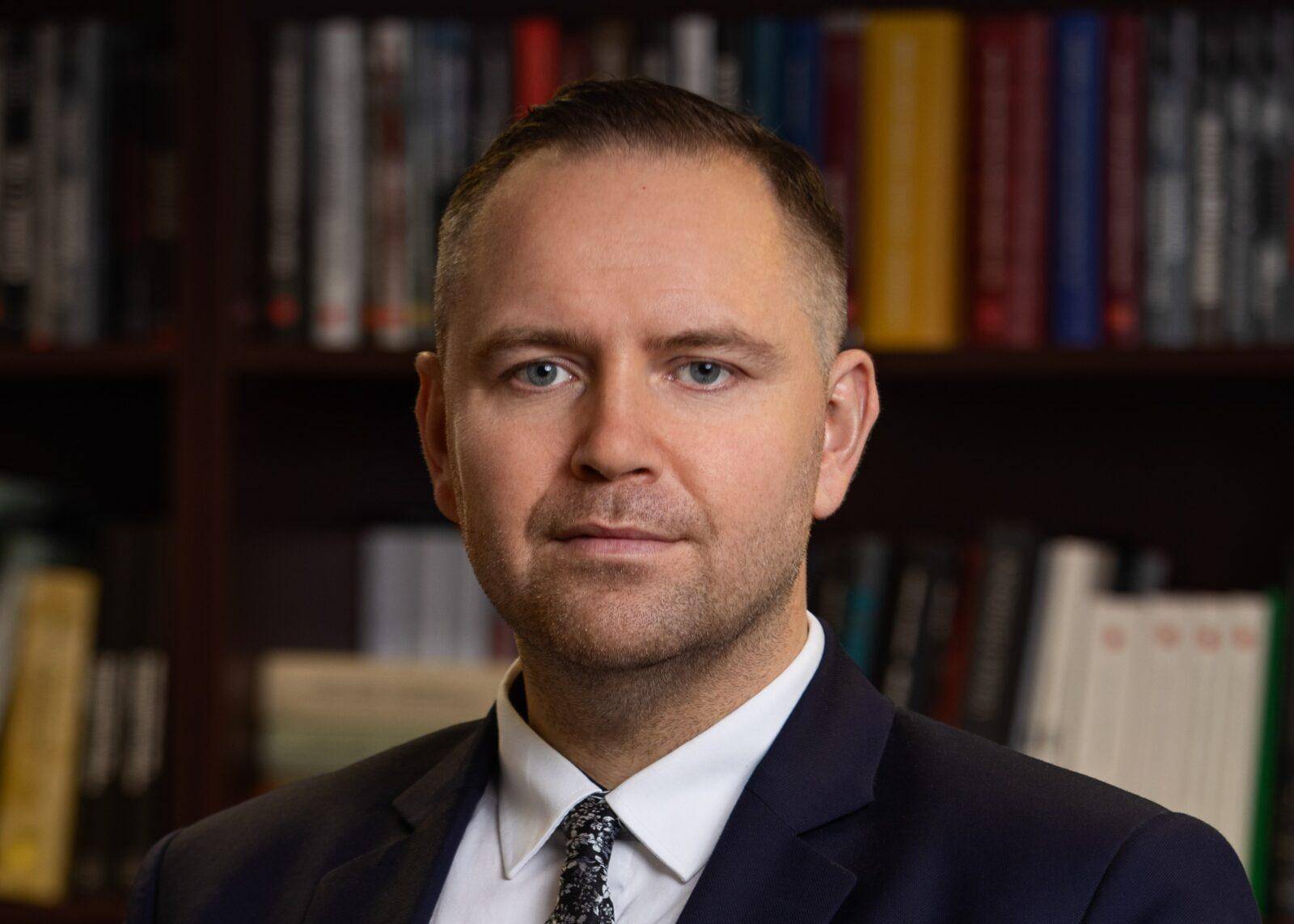  Карол Навроцки 